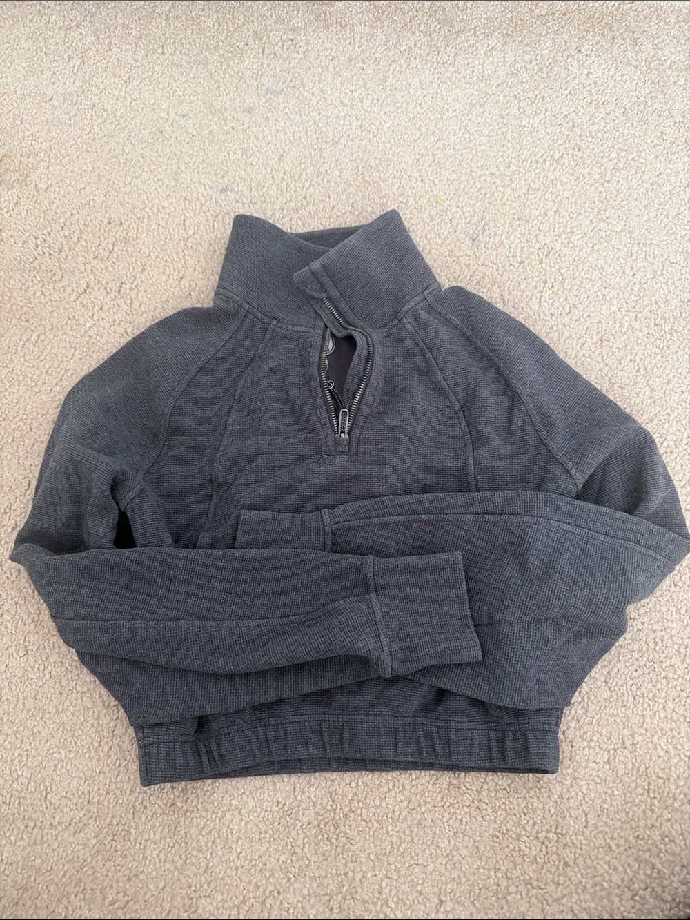 Lululemon cropped quarter zip (xs)